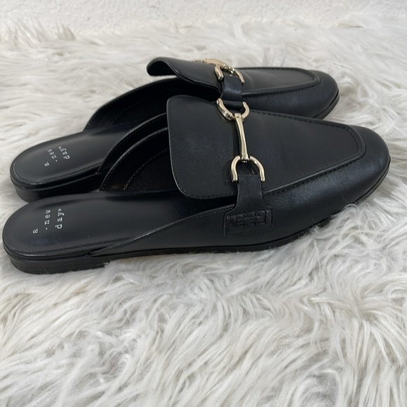 A NEW DAY SANDY MULE FLATS SIZE 8 BLACK - Picture 4 of 11